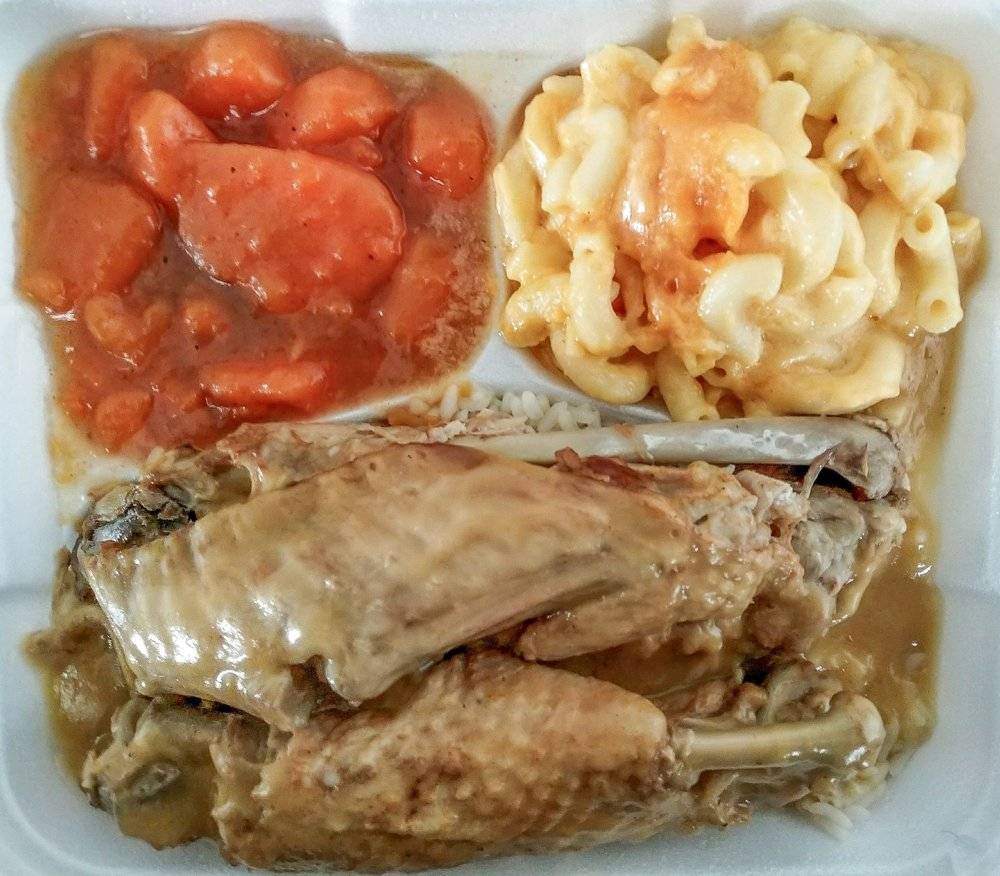 Food 4 The Soul Diner & Bakery | bakery | 3716 N 39th St, Tampa, FL 33610, USA | 8134022933 OR +1 813-402-2933