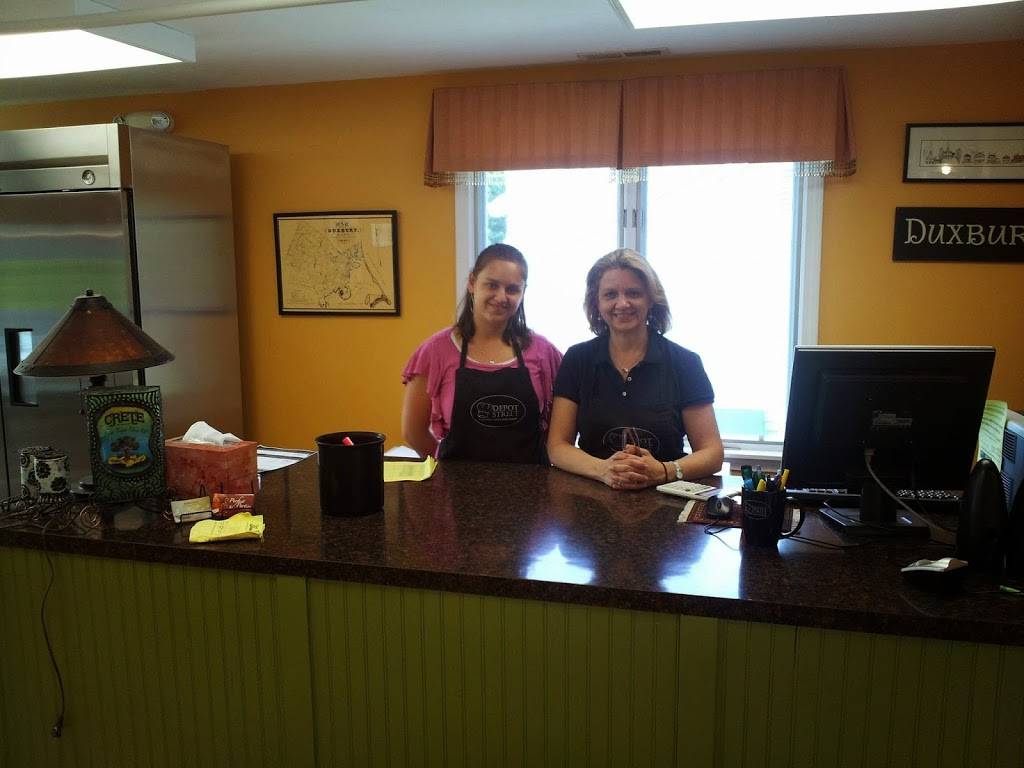 Depot Street Market | meal takeaway | 35 Depot St, Duxbury, MA 02331, USA | 7819342863 OR +1 781-934-2863