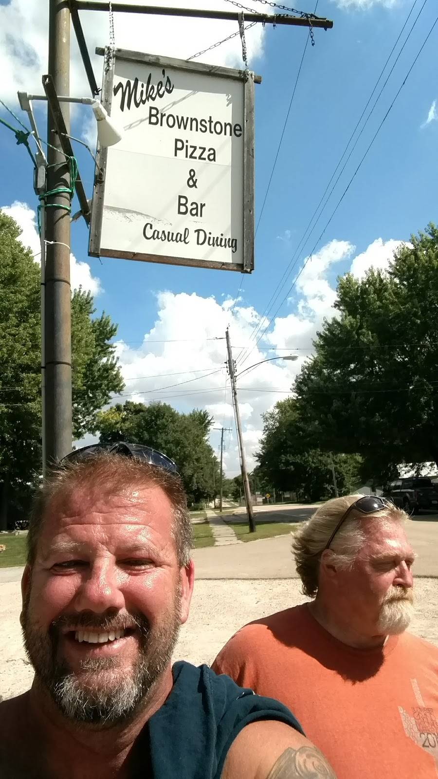 Mikes Brownstone Pizza and Bar | restaurant | 108 Church St, Troy Grove, IL 61372, USA | 8155386000 OR +1 815-538-6000