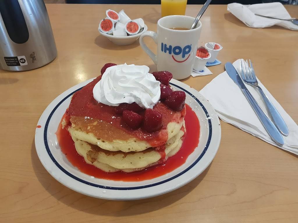 IHOP | restaurant | 2050 N Bellflower Blvd, Long Beach, CA 90815, USA | 5627994467 OR +1 562-799-4467