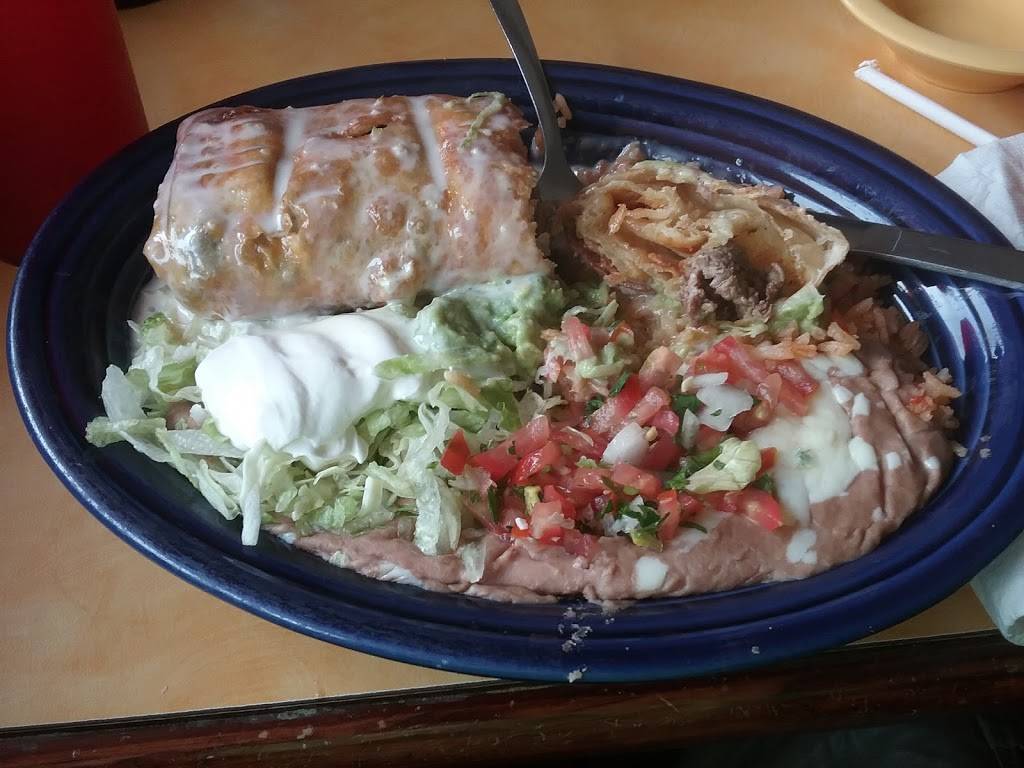 El Maguey | restaurant | 1908 S Broadway, Oak Grove, MO 64075, USA | 8166903005 OR +1 816-690-3005