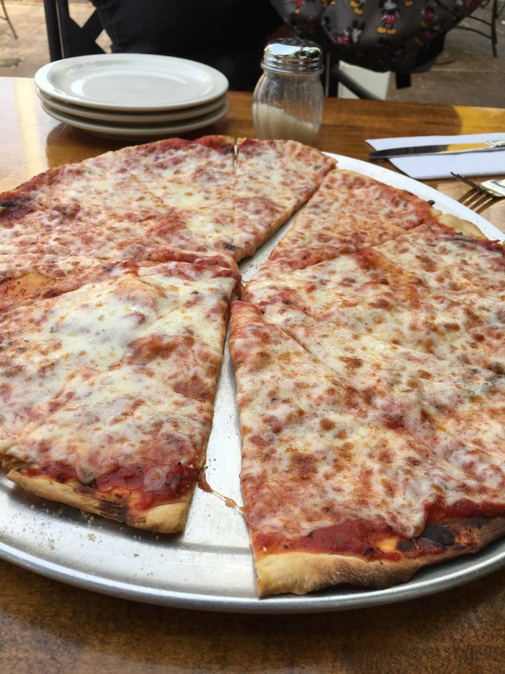 Borrello’s Pizza And Pastaria | restaurant | 3807 Santa Claus Ln, Carpinteria, CA 93013, USA | 8056842209 OR +1 805-684-2209