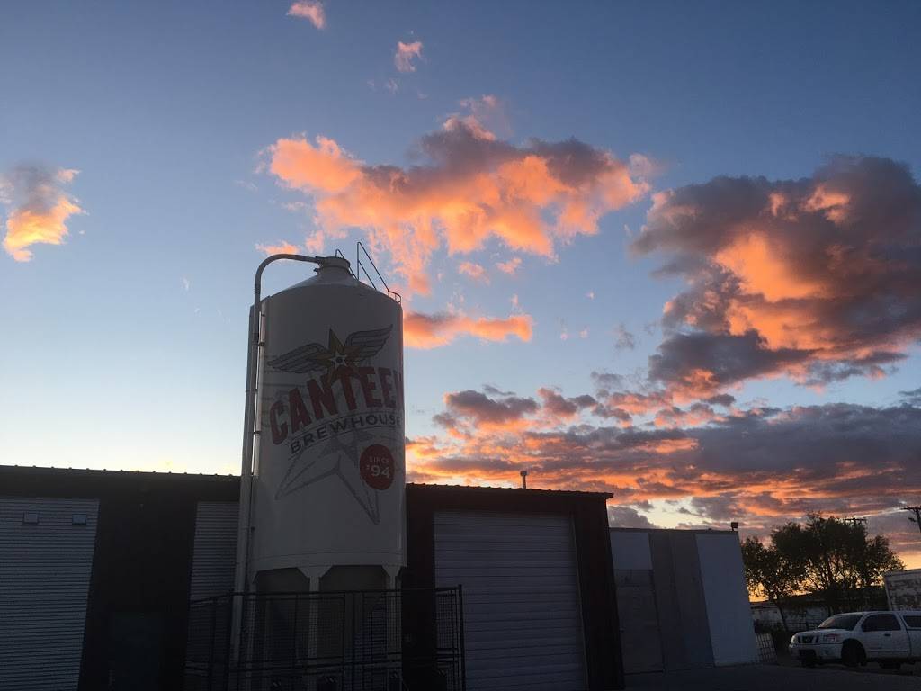 Canteen Brewhouse | restaurant | 2381 Aztec Rd NE, Albuquerque, NM 87107, USA | 5058812737 OR +1 505-881-2737