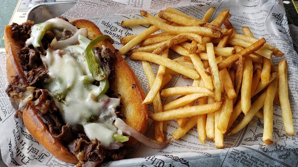 Shady Gators | restaurant | 132 Sweet William Rd, Lake Ozark, MO 65049, USA | 5733656464 OR +1 573-365-6464