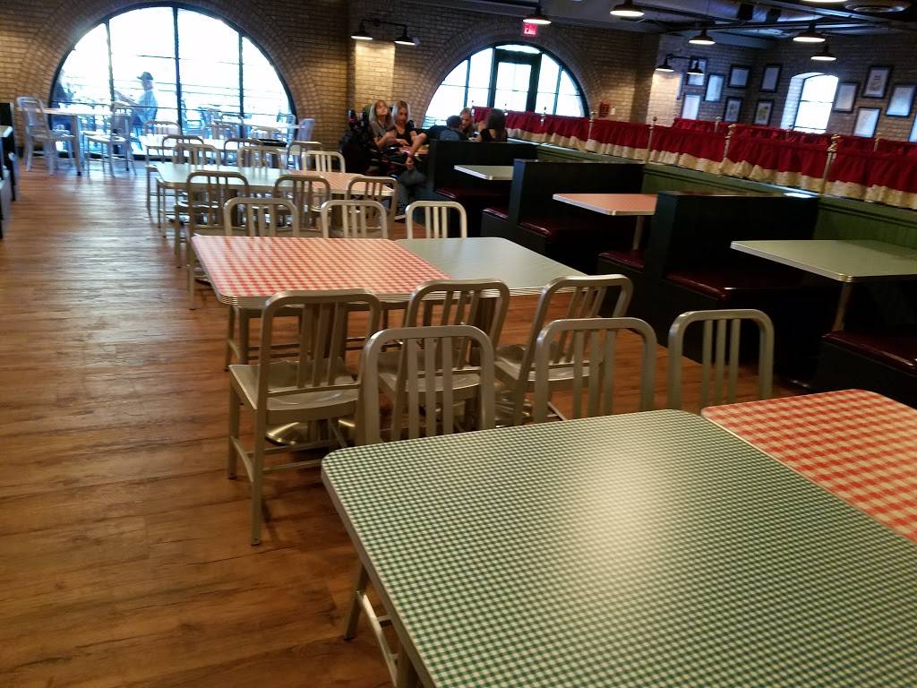 PizzeRizzo | restaurant | Disneys Hollywood Studios, Muppets Courtyard, Kissimmee, FL 34747, USA | 4079395277 OR +1 407-939-5277