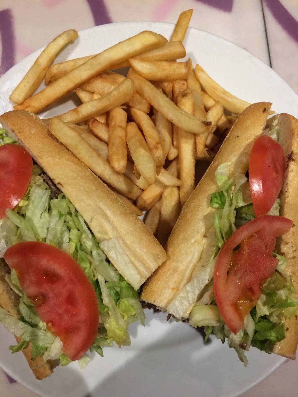 Giordanos Bar & Grill | restaurant | 633 E Cypress St, Kennett Square, PA 19348, USA | 6104445733 OR +1 610-444-5733