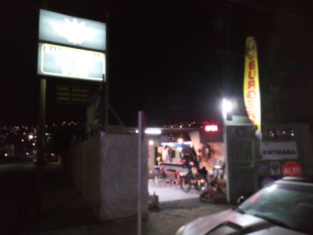 Hot Rod Burger | restaurant | 22800, Alvarado 1288, Camilo Flores, 22800 Ensenada, B.C., Mexico | 016461615264 OR +52 646 161 5264