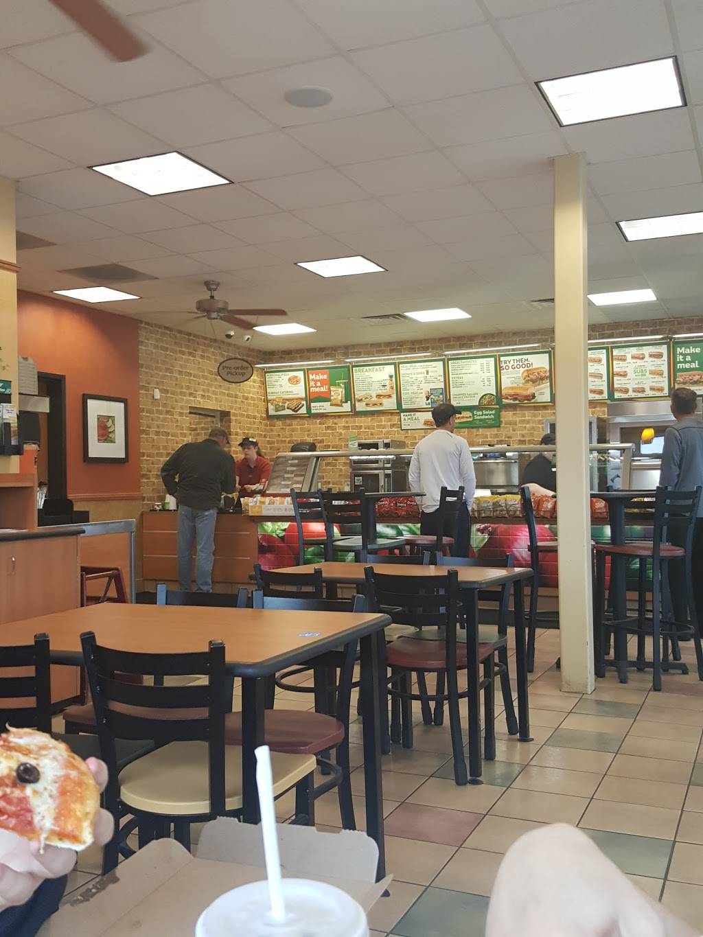 Subway | restaurant | 1404 N Walnut St, Colfax, IA 50054, USA | 5156740250 OR +1 515-674-0250