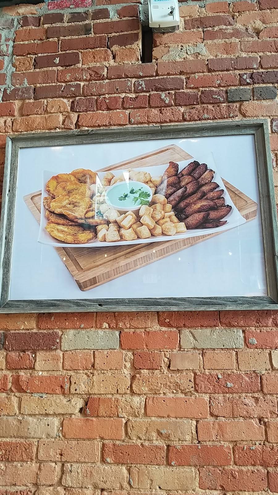 Tropical Grille | restaurant | 108 N Main St, Mauldin, SC 29662, USA | 8645521205 OR +1 864-552-1205