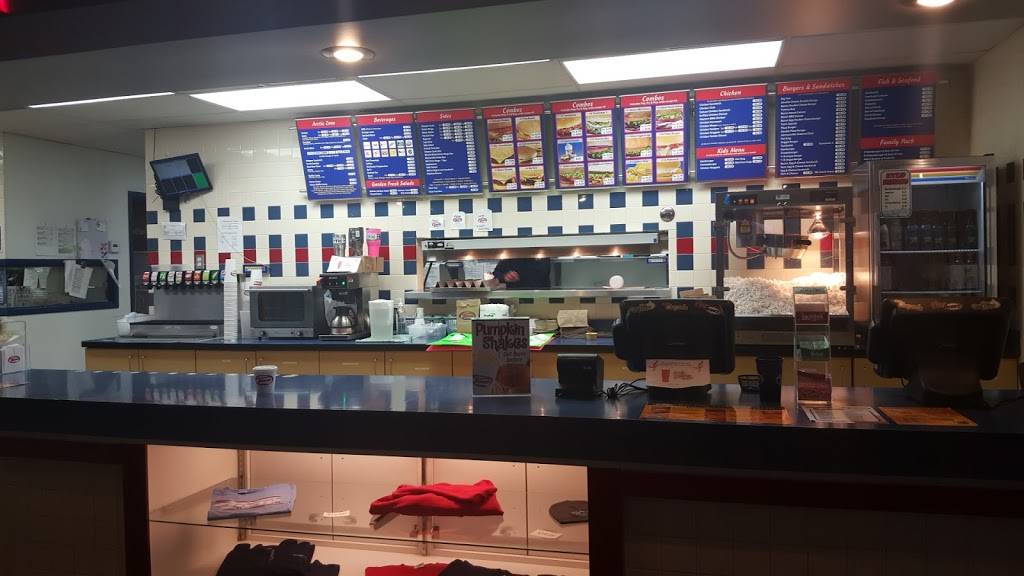 Toms Drive-In | restaurant | 1151 Wittmann Park Ln, Menasha, WI 54952, USA | 9207252729 OR +1 920-725-2729