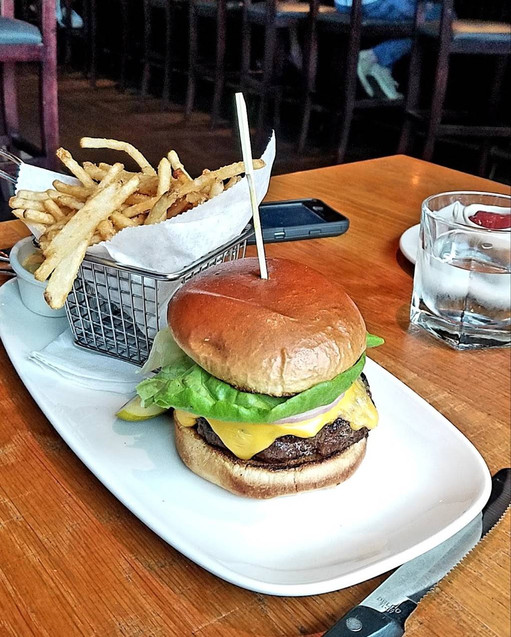 Village Tavern | restaurant | 4201 Congress St #190, Charlotte, NC 28209, USA | 7045529983 OR +1 704-552-9983