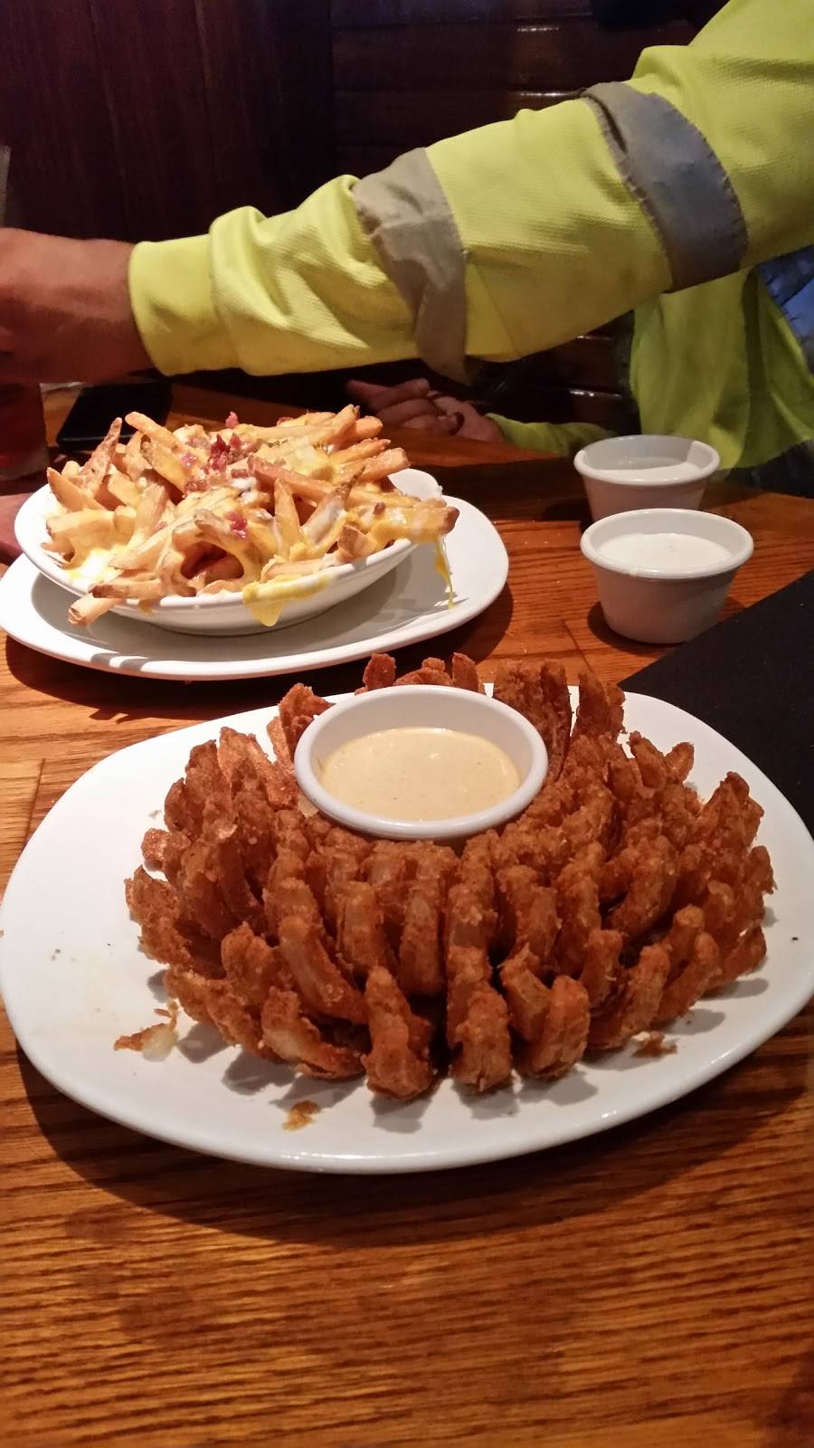 Outback Steakhouse | restaurant | 1890 Sam Rittenberg Blvd, Charleston, SC 29407, USA | 8437638999 OR +1 843-763-8999