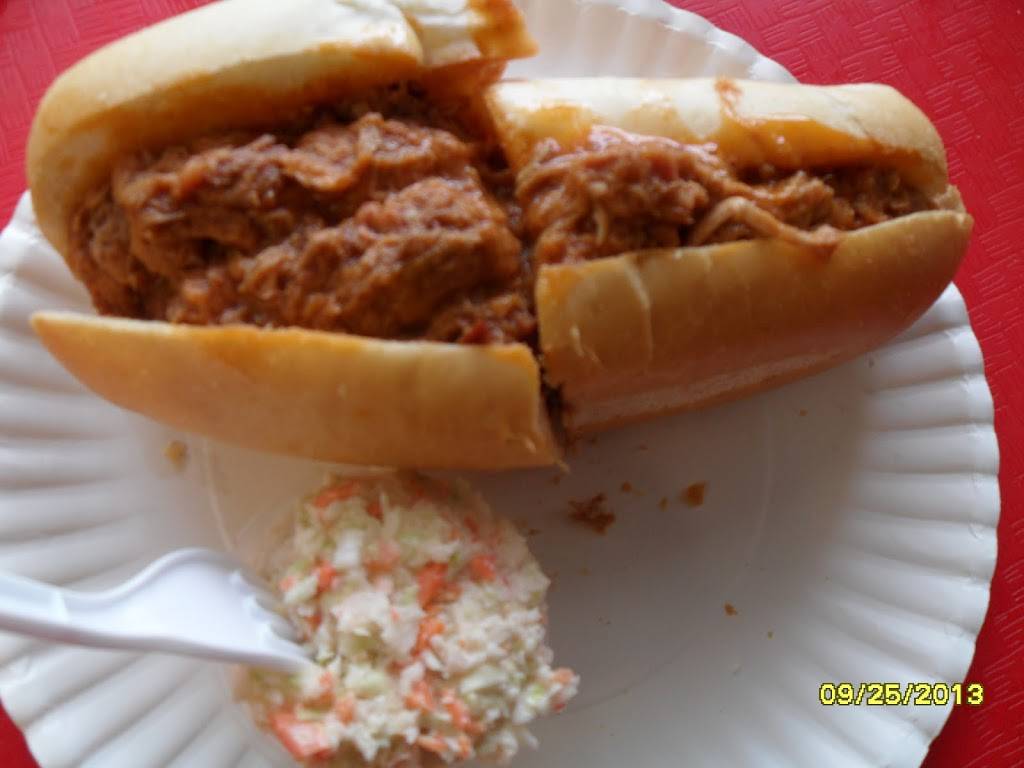 Captain Pauls Firehouse Dogs | restaurant | 2230 Princeton Pike, Lawrence Township, NJ 08648, USA | 6093237253 OR +1 609-323-7253