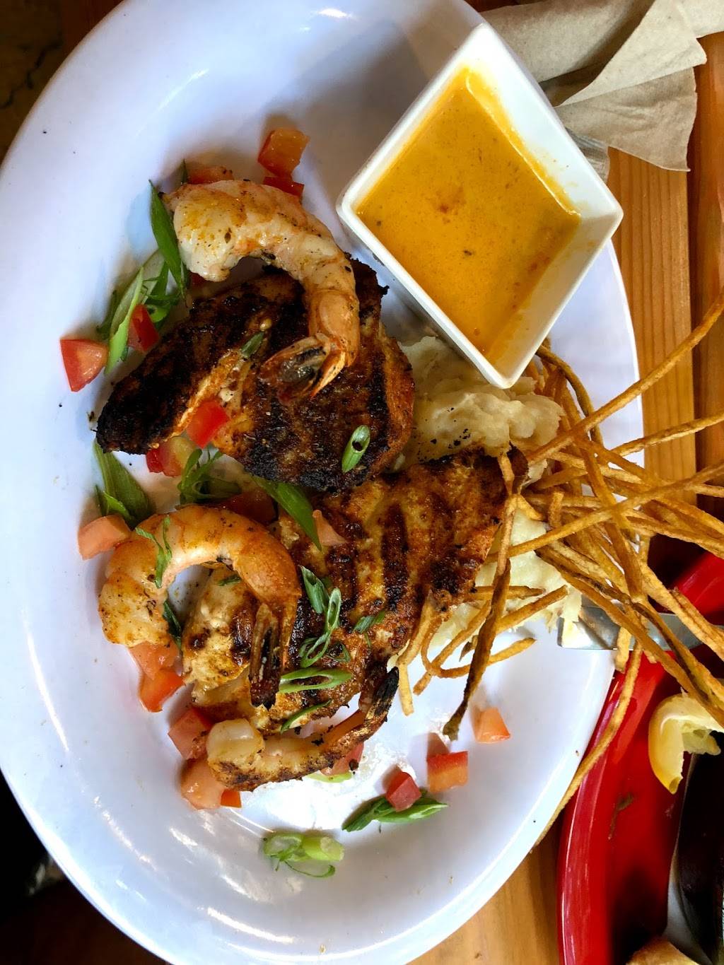 Bubba Gump Shrimp Co. | restaurant | 406 Navarro St, San Antonio, TX 78205, USA | 2102244867 OR +1 210-224-4867