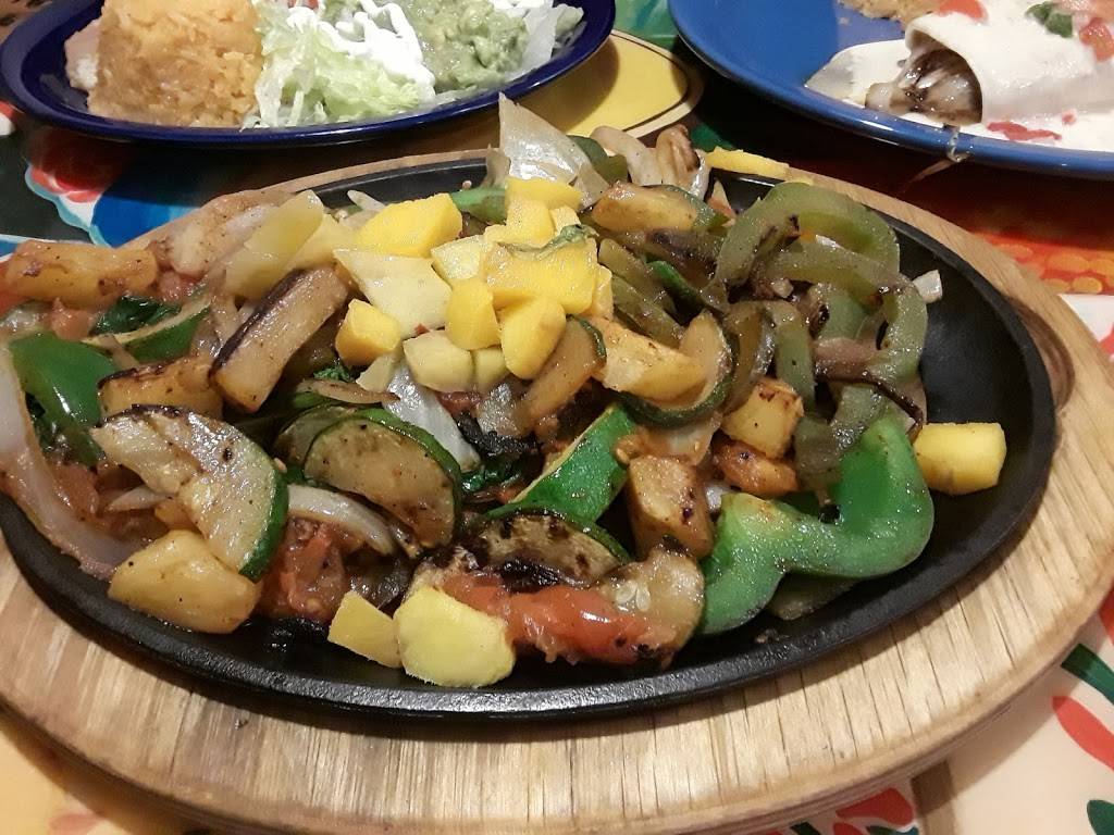 Los Tres Amigos Downtown Lansing | restaurant | 107-109 E Allegan St, Lansing, MI 48933, USA | 5173160066 OR +1 517-316-0066