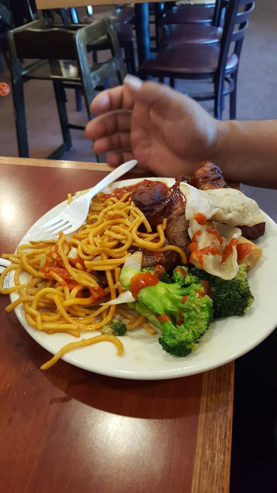 Sun Hing Buffet | restaurant | 1960 Hacienda Dr, Vista, CA 92081, USA | 7608063586 OR +1 760-806-3586