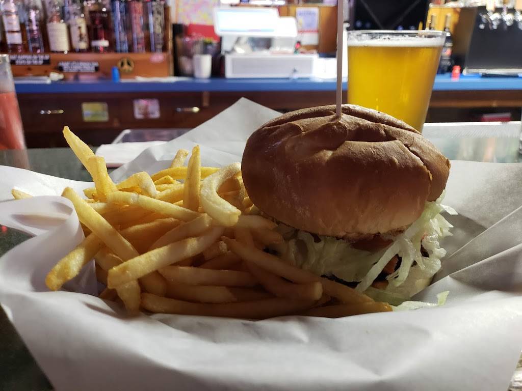 Reeds Good Food & Spirits | restaurant | 15610 92nd St NW, Lakebay, WA 98349, USA | 2536490165 OR +1 253-649-0165