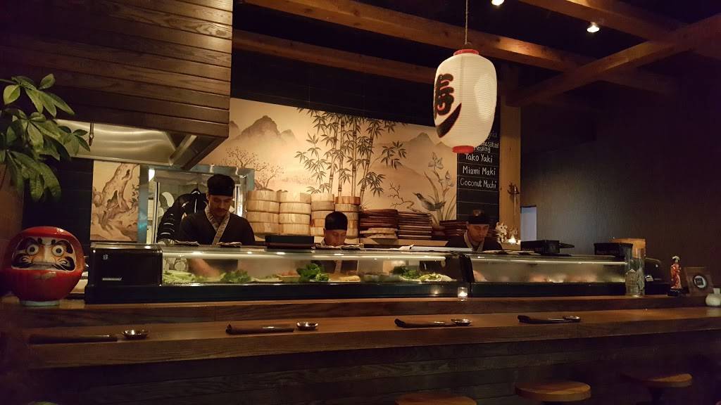 Wakamono | restaurant | 3313 N Broadway, Chicago, IL 60657, USA | 7732966800 OR +1 773-296-6800