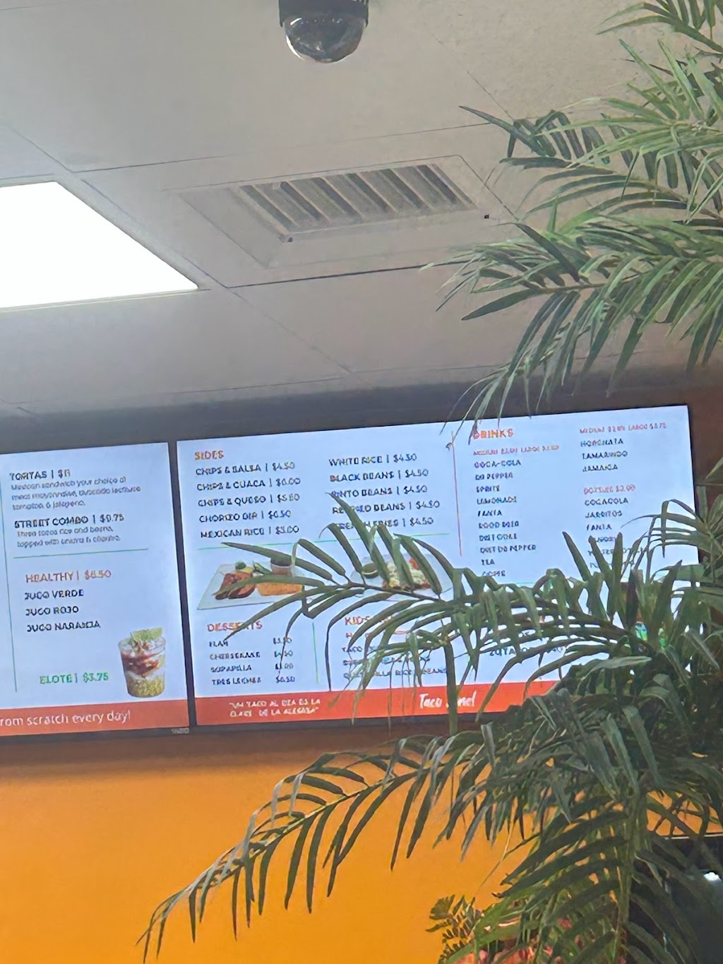 Tacos 4 Ever | restaurant | 2108 S Memorial Dr, Tulsa, OK 74129, USA | 9185766186 OR +1 918-576-6186