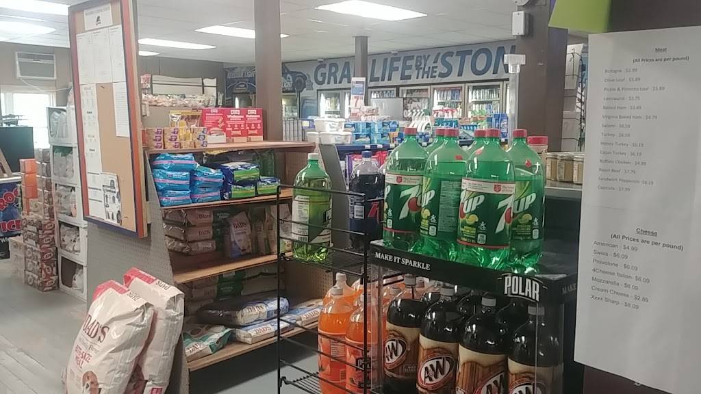 Brookfield General Store | meal takeaway | 10546 Main St, Brookfield, NY 13314, USA | 3158995815 OR +1 315-899-5815