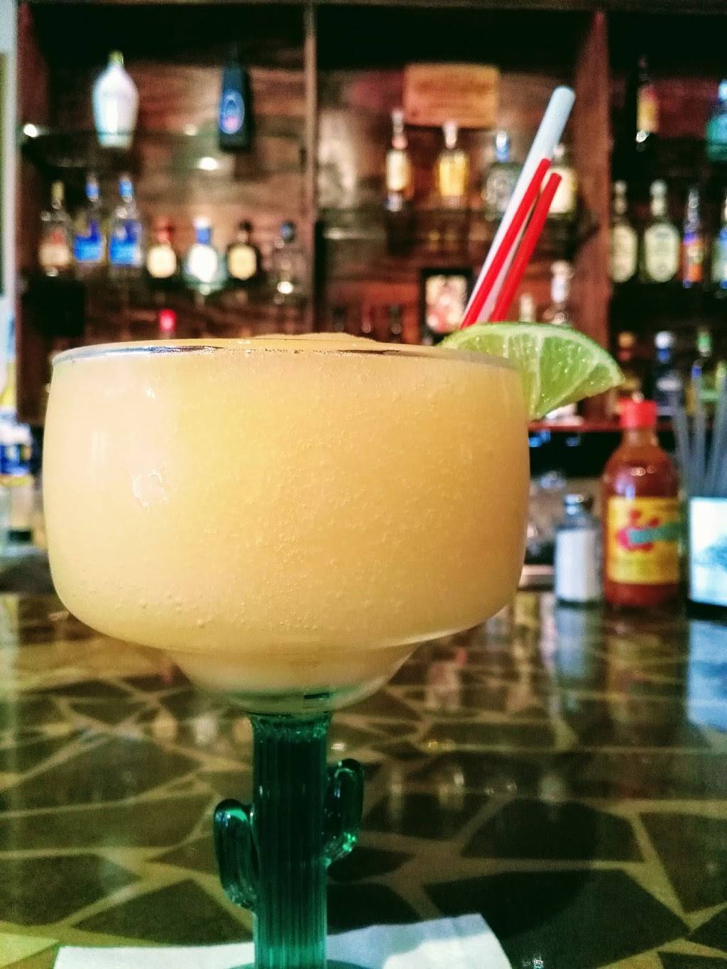 La Casa de Alberto | restaurant | 624 W National Ave, Milwaukee, WI 53204, USA | 4146435715 OR +1 414-643-5715