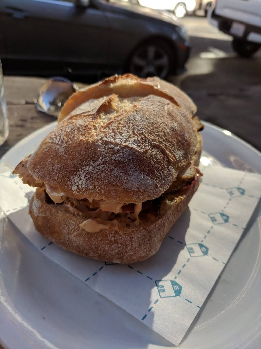 Blue Barn Polk St | meal takeaway | 2237 Polk St, San Francisco, CA 94109, USA | 4156559438 OR +1 415-655-9438