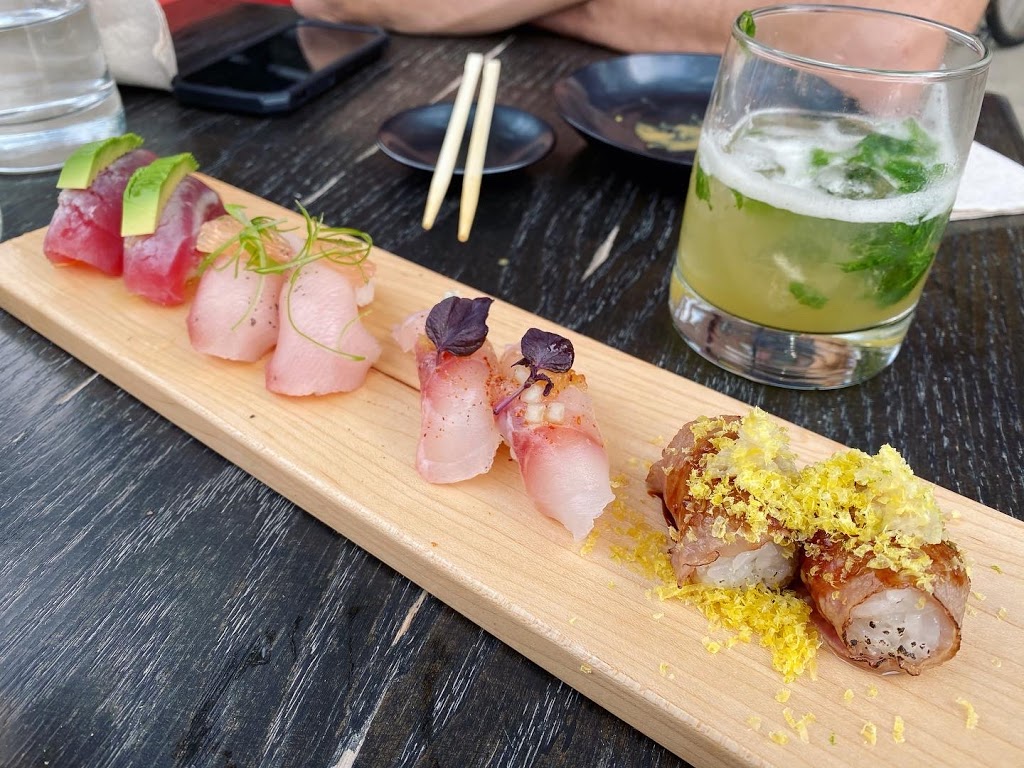 sushiDOKKU / BOOZE BOX | night club | 823 W Randolph St, Chicago, IL 60607, USA | 3124558238 OR +1 312-455-8238