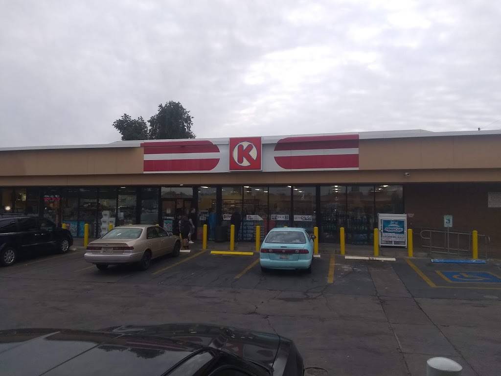 Circle K | meal takeaway | 1953 E Southern Ave, Mesa, AZ 85204, USA | 4805077834 OR +1 480-507-7834
