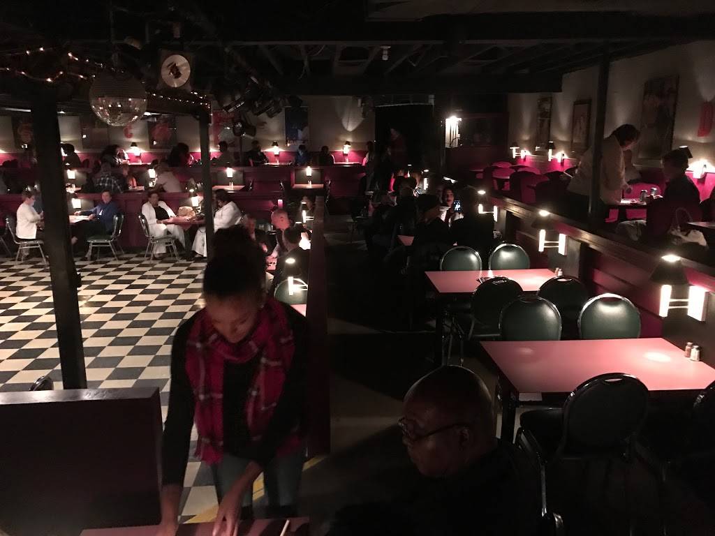 The Barn Dinner Theatre | restaurant | 120 Stage Coach Trail, Greensboro, NC 27409, USA | 3362922211 OR +1 336-292-2211