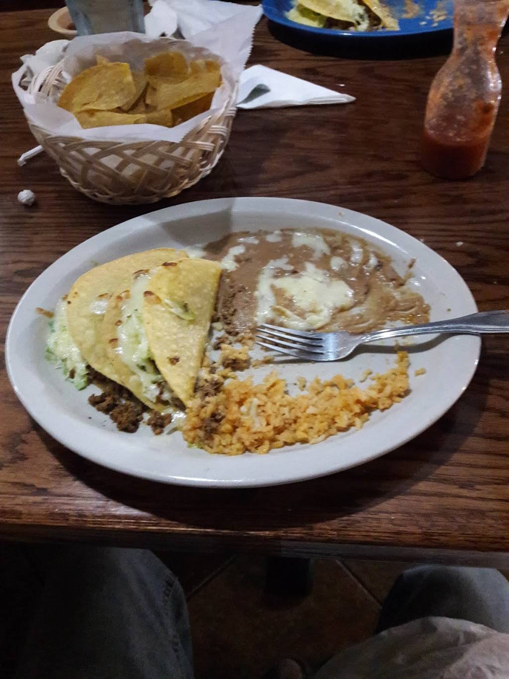 Los Cazadores | restaurant | 2855 US 49, Florence, MS 39073, USA | 6018450268 OR +1 601-845-0268