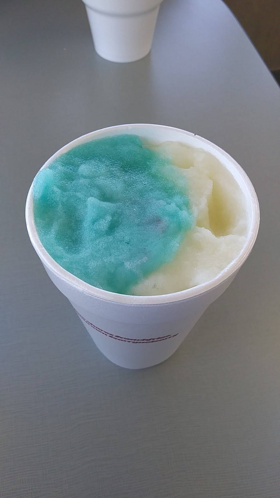 Eegees | restaurant | 8320 E Broadway Blvd, Tucson, AZ 85710, USA | 5207337977 OR +1 520-733-7977