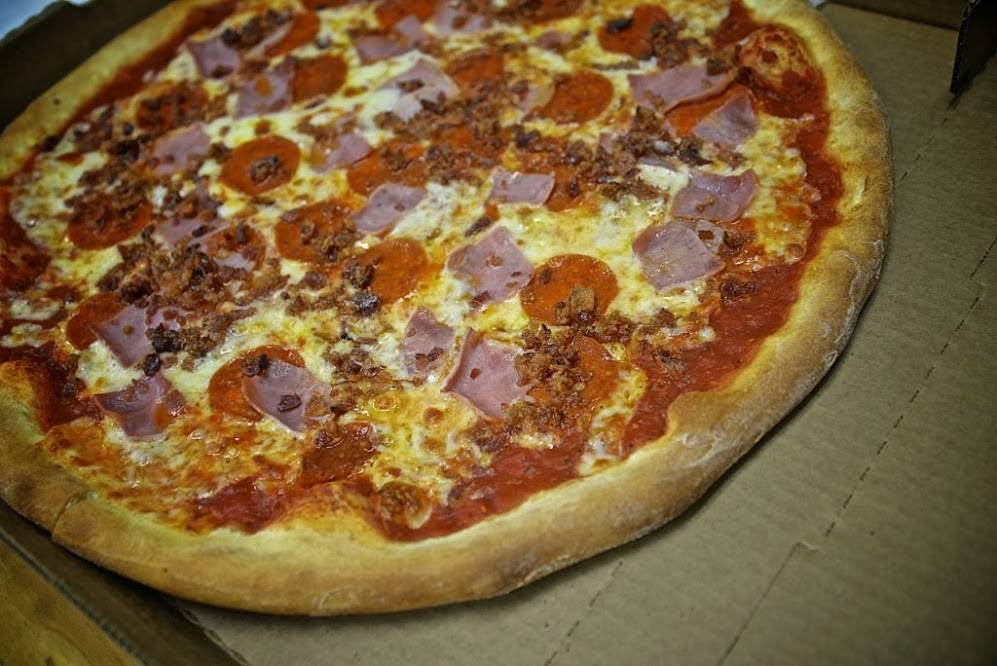 Francos NY Pizza and Subs | meal takeaway | 17 S Whiteville Vlg, Whiteville, NC 28472, USA | 9109146000 OR +1 910-914-6000