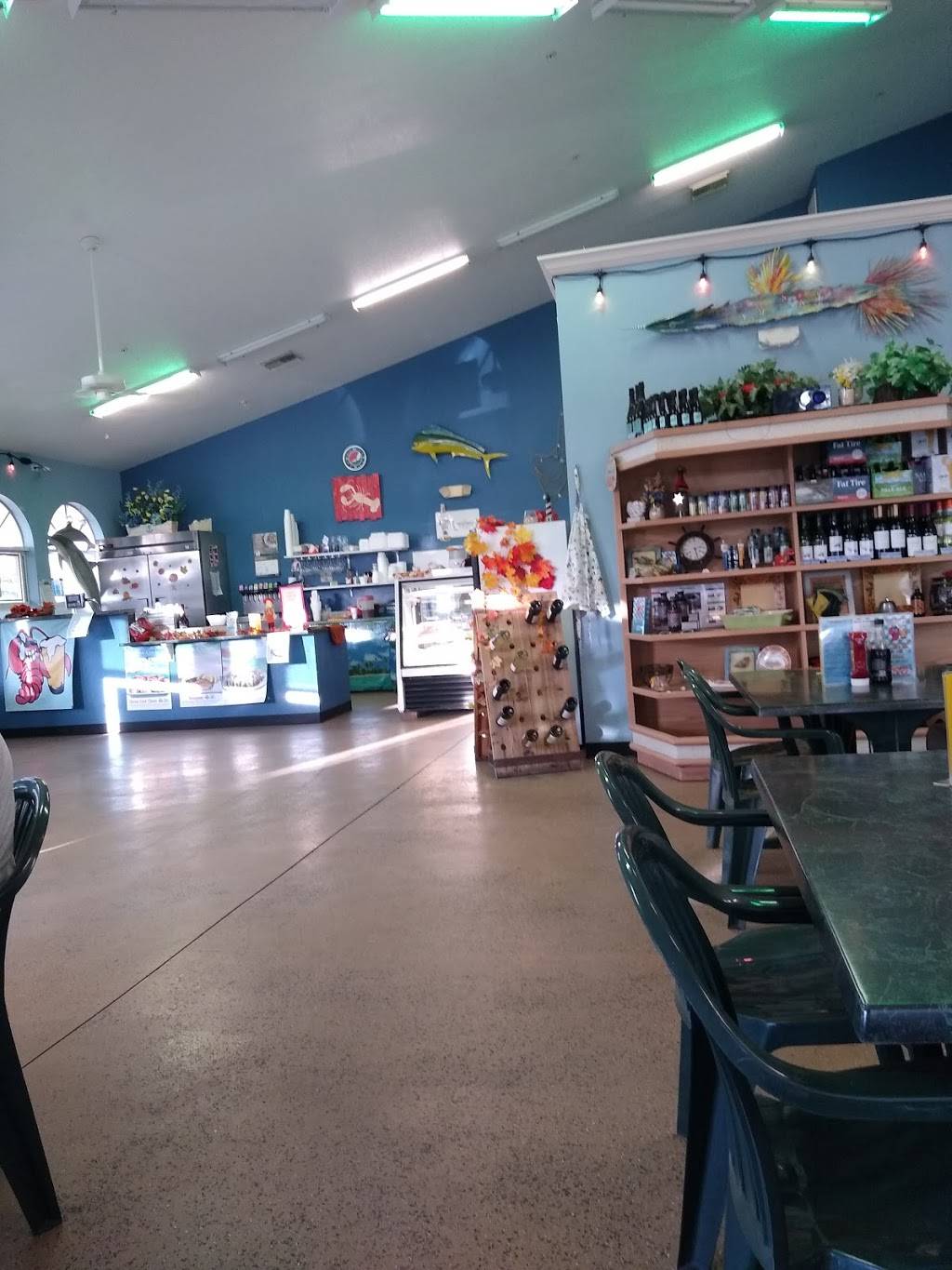 Mainely Seafood Market & Cafe | restaurant | 16520 Burnt Store Rd Unit 102, Punta Gorda, FL 33955, USA | 9413477337 OR +1 941-347-7337