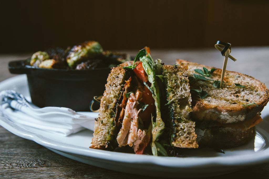 Golden Fleece | restaurant | 111 Grovewood Rd, Asheville, NC 28804, USA | 8284247655 OR +1 828-424-7655