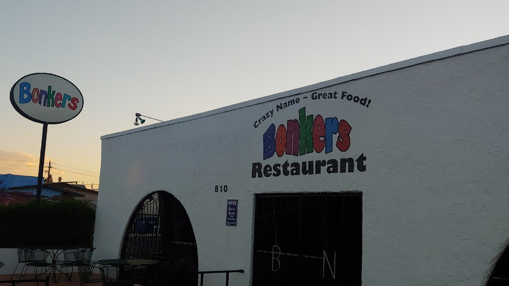 Bonkers Restaurant | restaurant | 810 N Navajo Dr, Page, AZ 86040, USA | 9286452706 OR +1 928-645-2706