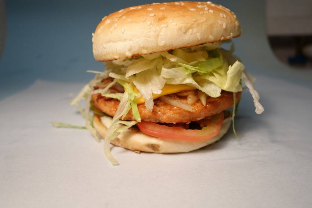 Triple A Burger | restaurant | 1014 Fresno St #101, Fresno, CA 93706, USA | 5594975169 OR +1 559-497-5169