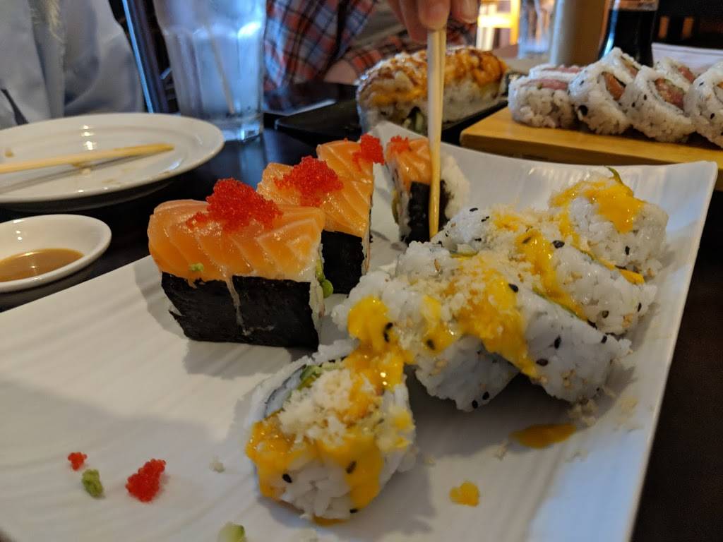 Koi Sushi | restaurant | 5841 Malden Rd, Windsor, ON N9H 1S3, Canada | 5199699833 OR +1 519-969-9833