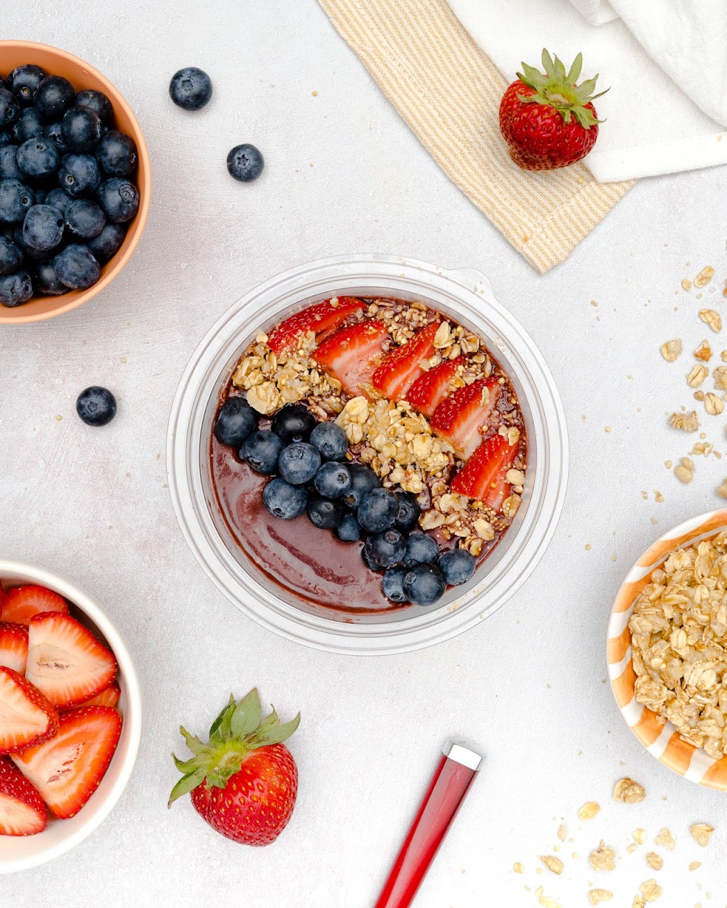 Pure Green Juice & Smoothie Rochester | meal takeaway | 205 S Main St, Rochester, MI 48307, USA | 2482666273 OR +1 248-266-6273