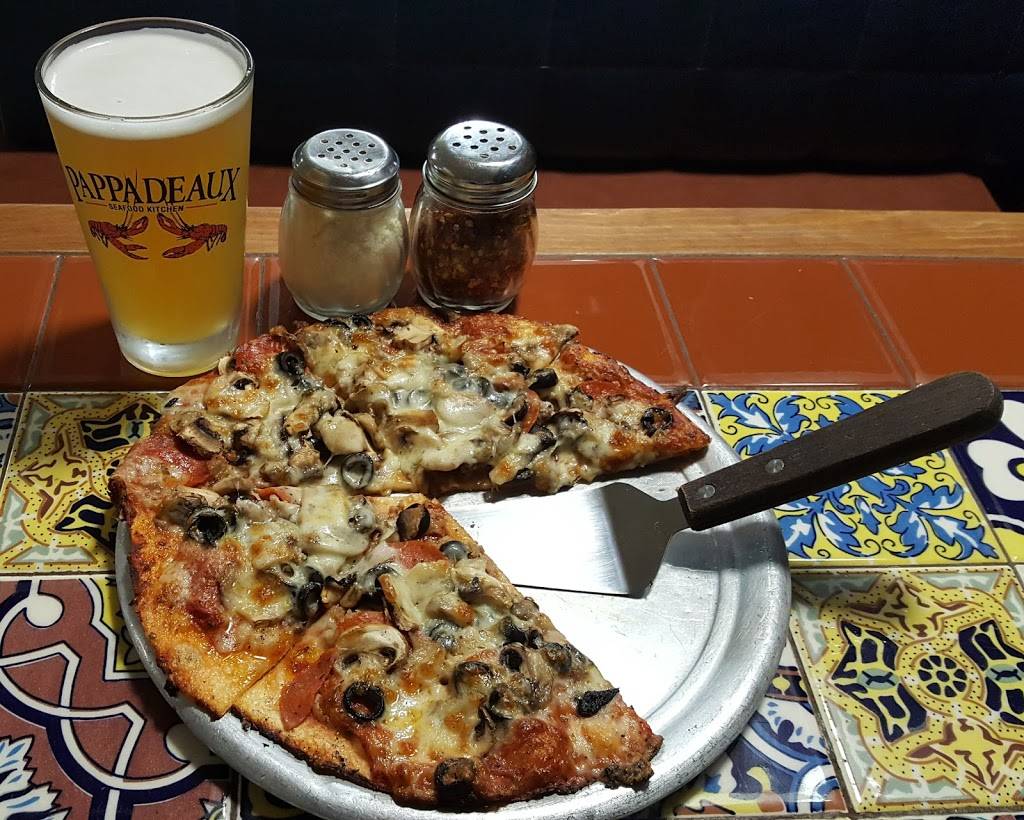 DJs Pizza | restaurant | 378 Ryland Pike, Huntsville, AL 35811, USA | 2568590040 OR +1 256-859-0040