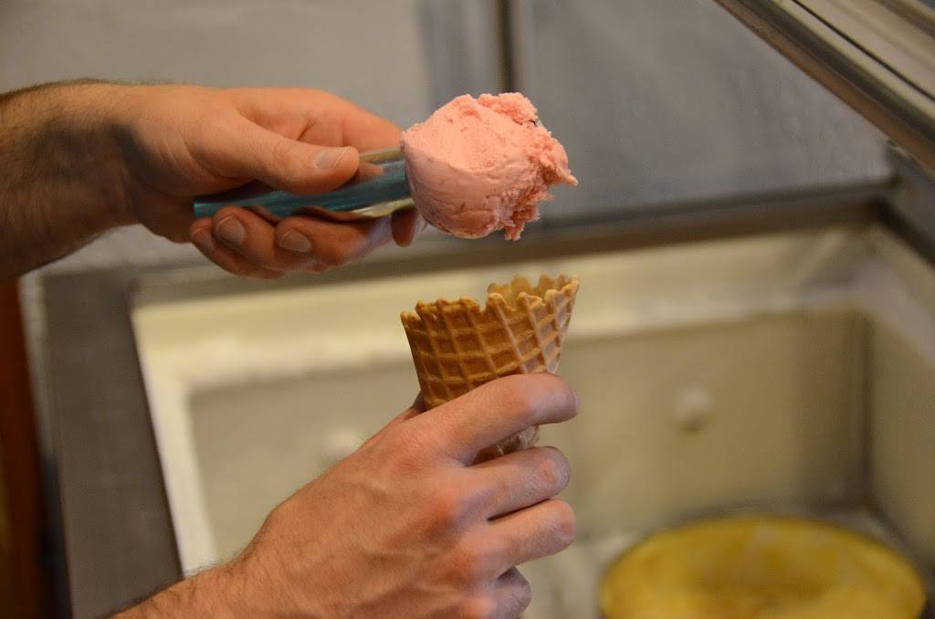 Heavenly Soups | restaurant | 608 Broadway St, Sheboygan Falls, WI 53085, USA | 9202342322 OR +1 920-234-2322