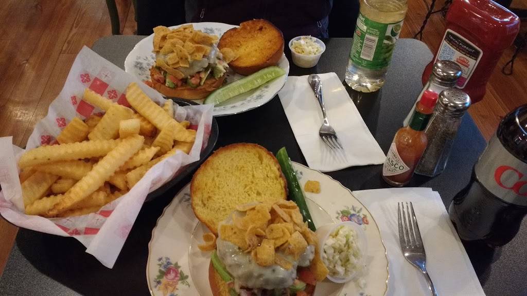 Billys Ice Cream and Marketplace | restaurant | 742 Amity Rd, Bethany, CT 06524, USA | 2036919185 OR +1 203-691-9185