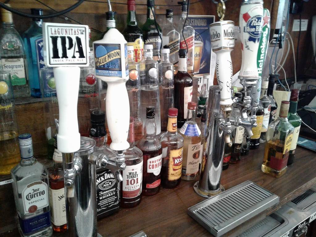 Chris Club | restaurant | 7330, 656 Benicia Rd, Vallejo, CA 94591, USA | 7075522916 OR +1 707-552-2916