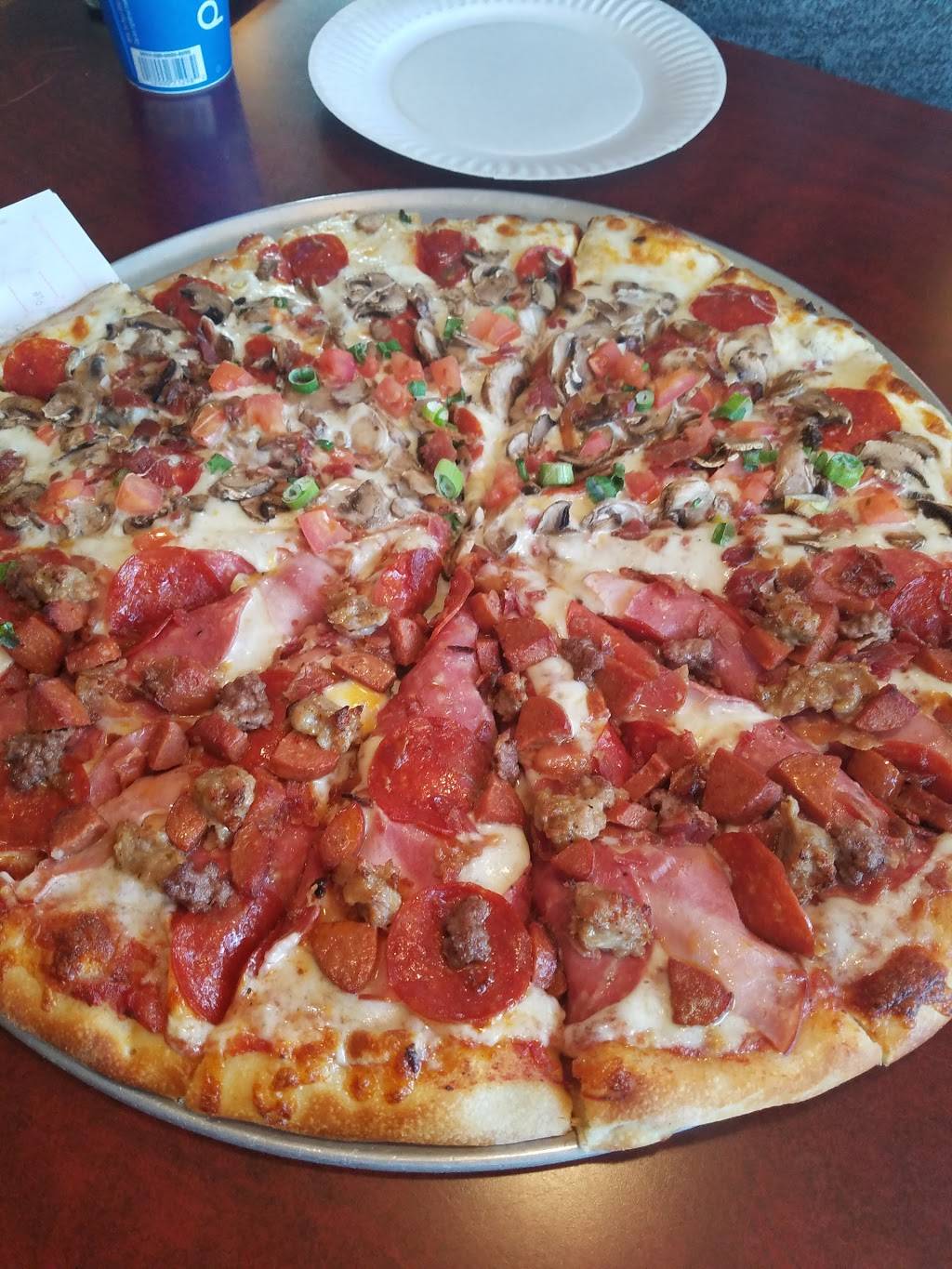 California Gourmet Pizza | restaurant | 4928, 670 Walnut Ave, Greenfield, CA 93927, USA | 8316745900 OR +1 831-674-5900