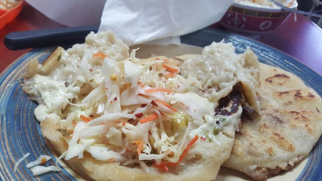 Taqueria Chango | restaurant | 2405 Hickory St, Omaha, NE 68105, USA | 4029332819 OR +1 402-933-2819