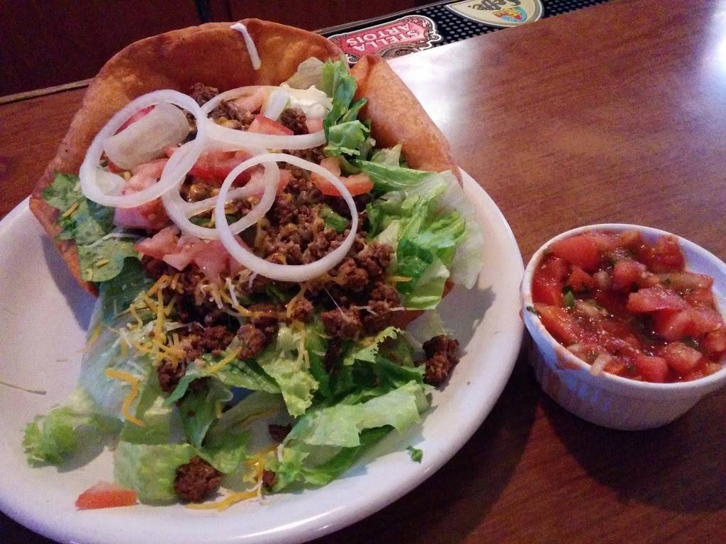 Tooties On Lowry | restaurant | 2706 Lowry Ave N, Minneapolis, MN 55411, USA | 6125290200 OR +1 612-529-0200