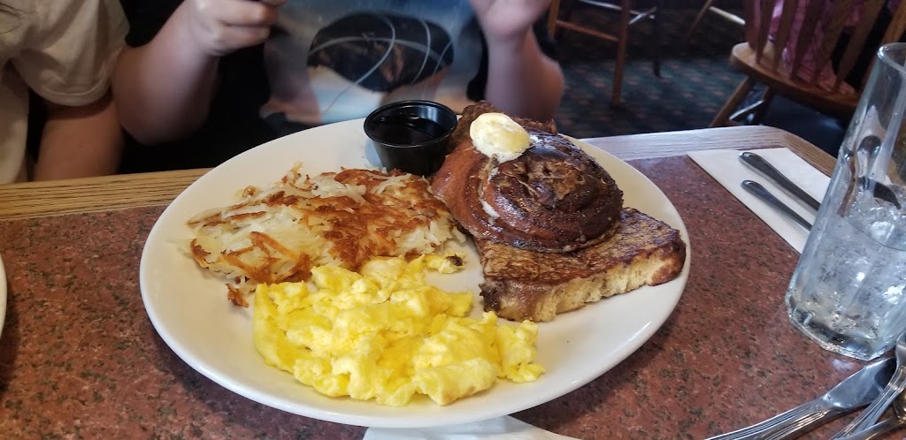 Sharis Cafe and Pies | bakery | 1401 Lakeside Ct, Yakima, WA 98902, USA | 5094940646 OR +1 509-494-0646