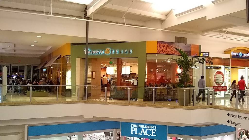 Panera Bread | cafe | 200 E Via Rancho Pkwy, Escondido, CA 92025, USA | 7604802400 OR +1 760-480-2400