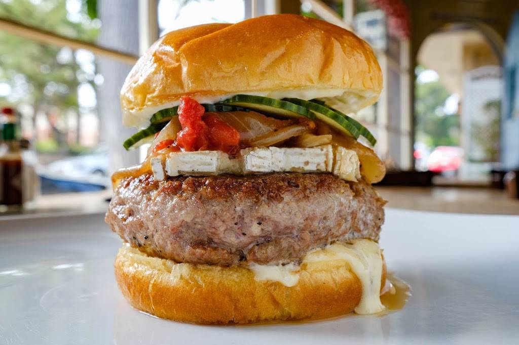 Etats-Unis | restaurant | Dolores betw. 5th &, 6th Ave, Carmel-By-The-Sea, CA 93921, USA | 8312386010 OR +1 831-238-6010