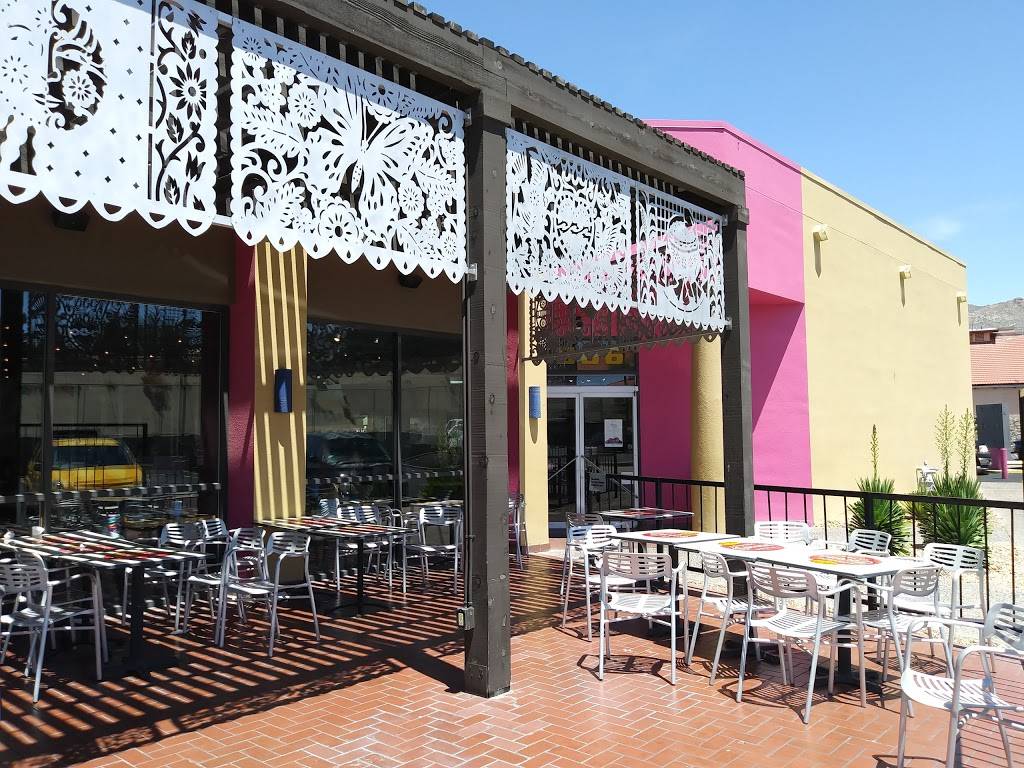 Taco Cabana | restaurant | 5866 N Mesa St, El Paso, TX 79912, USA | 9158339337 OR +1 915-833-9337