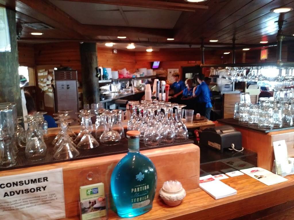 Friendly Fisherman Restaurant | restaurant | 150 Boardwalk Place West, Madeira Beach, FL 33708, USA | 7273916025 OR +1 727-391-6025